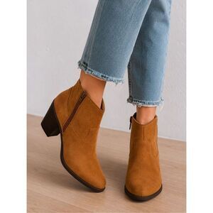 Vince Camuto Hammerton Suede Ankle Booties Toast Aged Suede 8.5M NIB